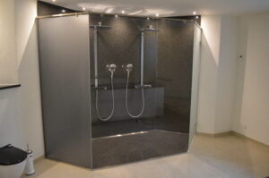 brusevægge brusedøre konkurrence dygtige priser glas