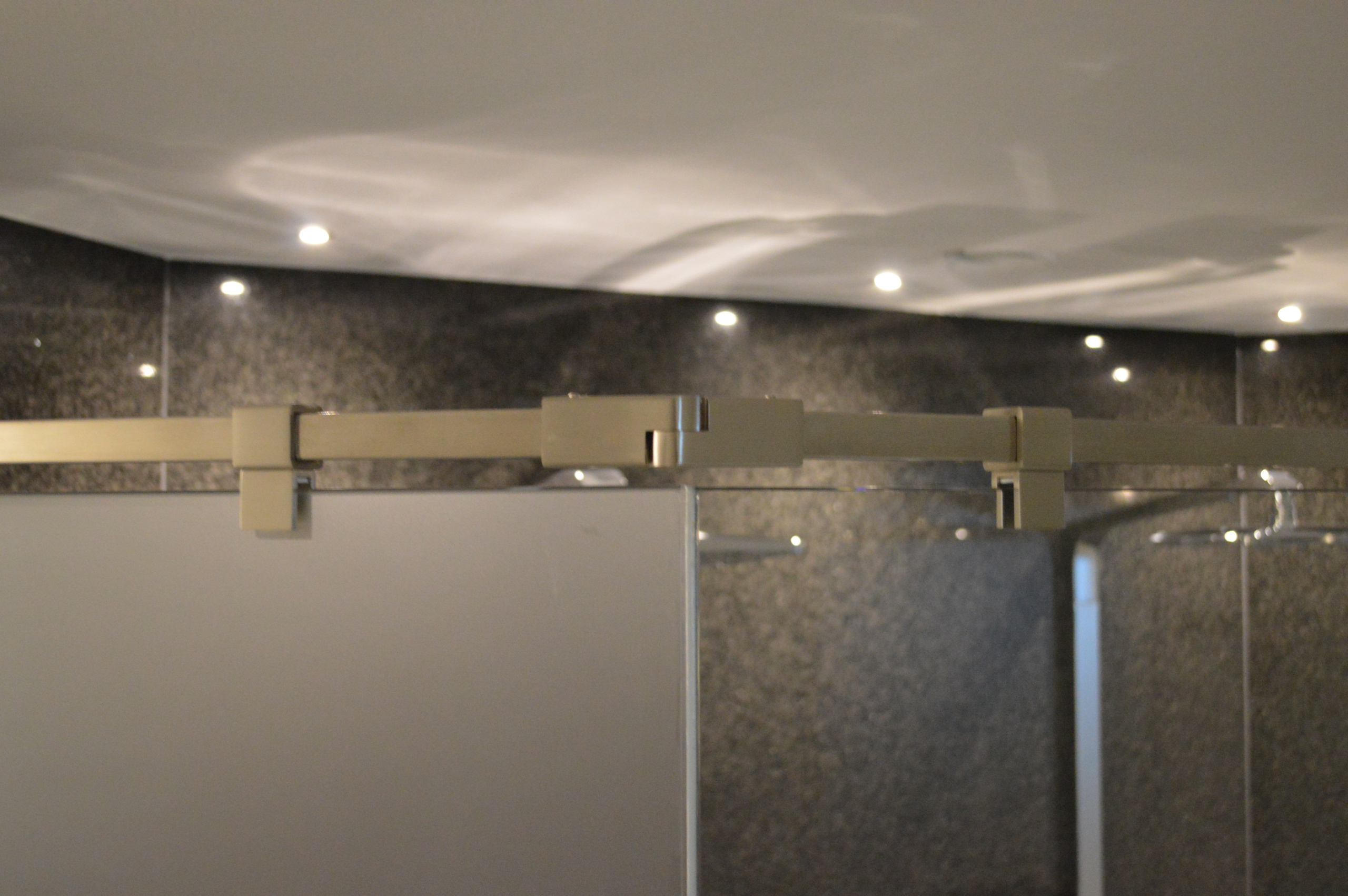 brusevægge brusedøre konkurrence dygtige priser glas