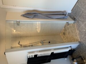 brusevægge brusedøre konkurrence dygtige priser glas