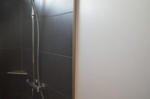 brusevægge brusedøre konkurrence dygtige priser glas