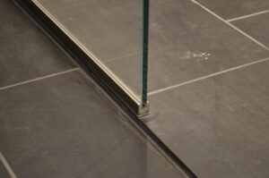 brusevægge brusedøre konkurrence dygtige priser glas