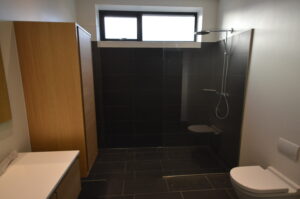 brusevægge brusedøre konkurrence dygtige priser glas