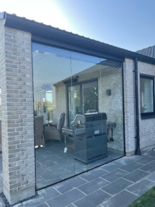 Glasværn profilsystem terrasselukninger konkurrencedygtige